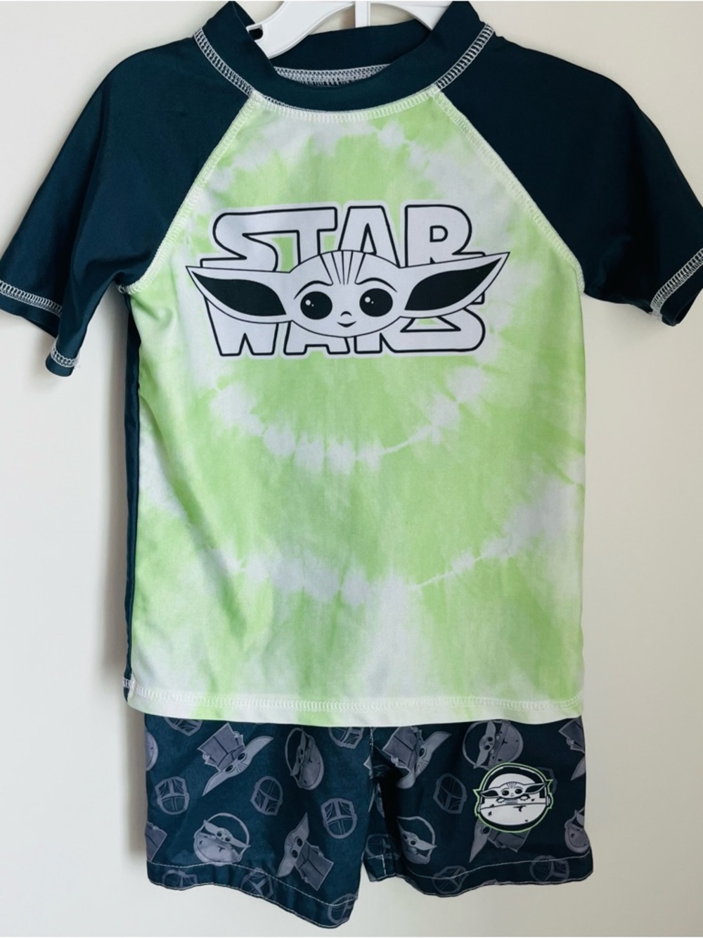 Star Wars Yoda Size 3T Swimsuit Rashguard Swim Trunks Boys Set